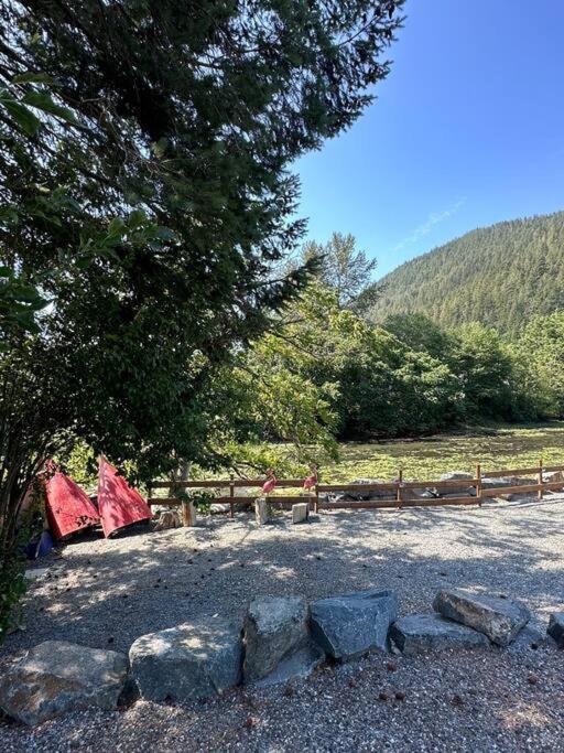 Lake Time Harrison Harrison Hot Springs Exteriör bild