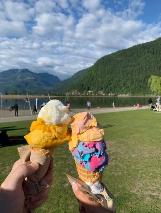 Lake Time Harrison Harrison Hot Springs Exteriör bild