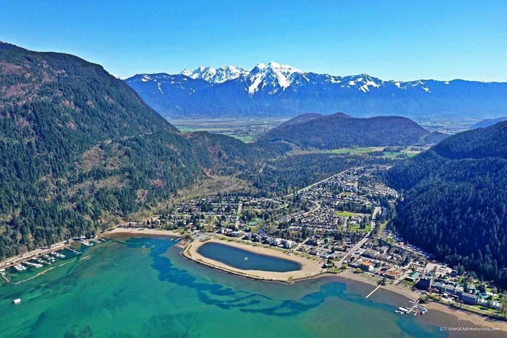 Lake Time Harrison Harrison Hot Springs Exteriör bild
